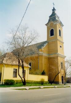 Templom külső az irodával